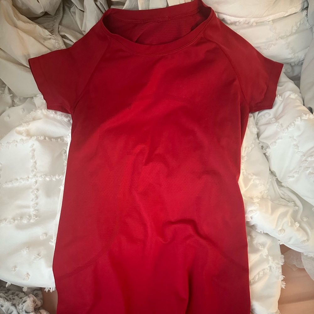 lululemon red swiftly tech